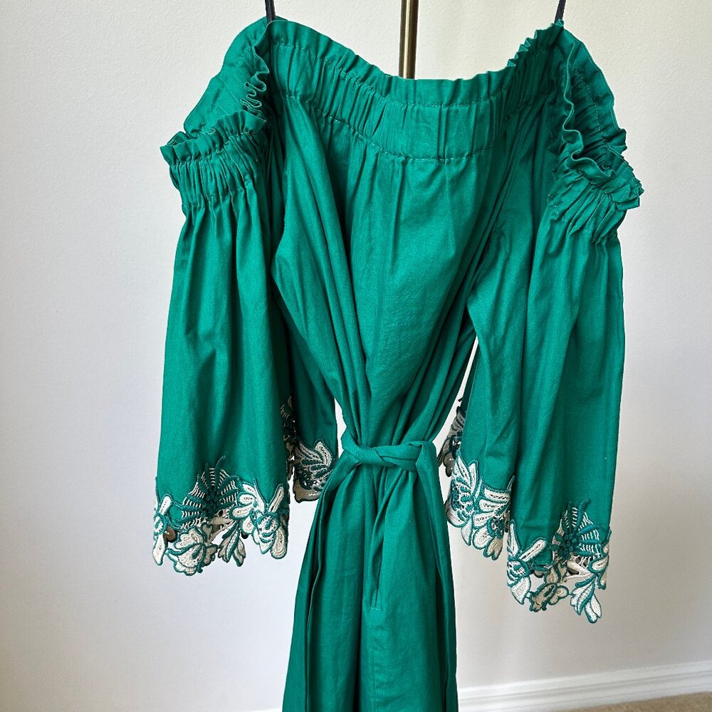 🌿 Sandro Paris Off-Shoulder Mini Dress – With Detailed Flared Sleeve 🌿